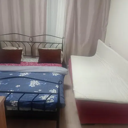 Private Room With Private Bath Share Kitchen 公寓